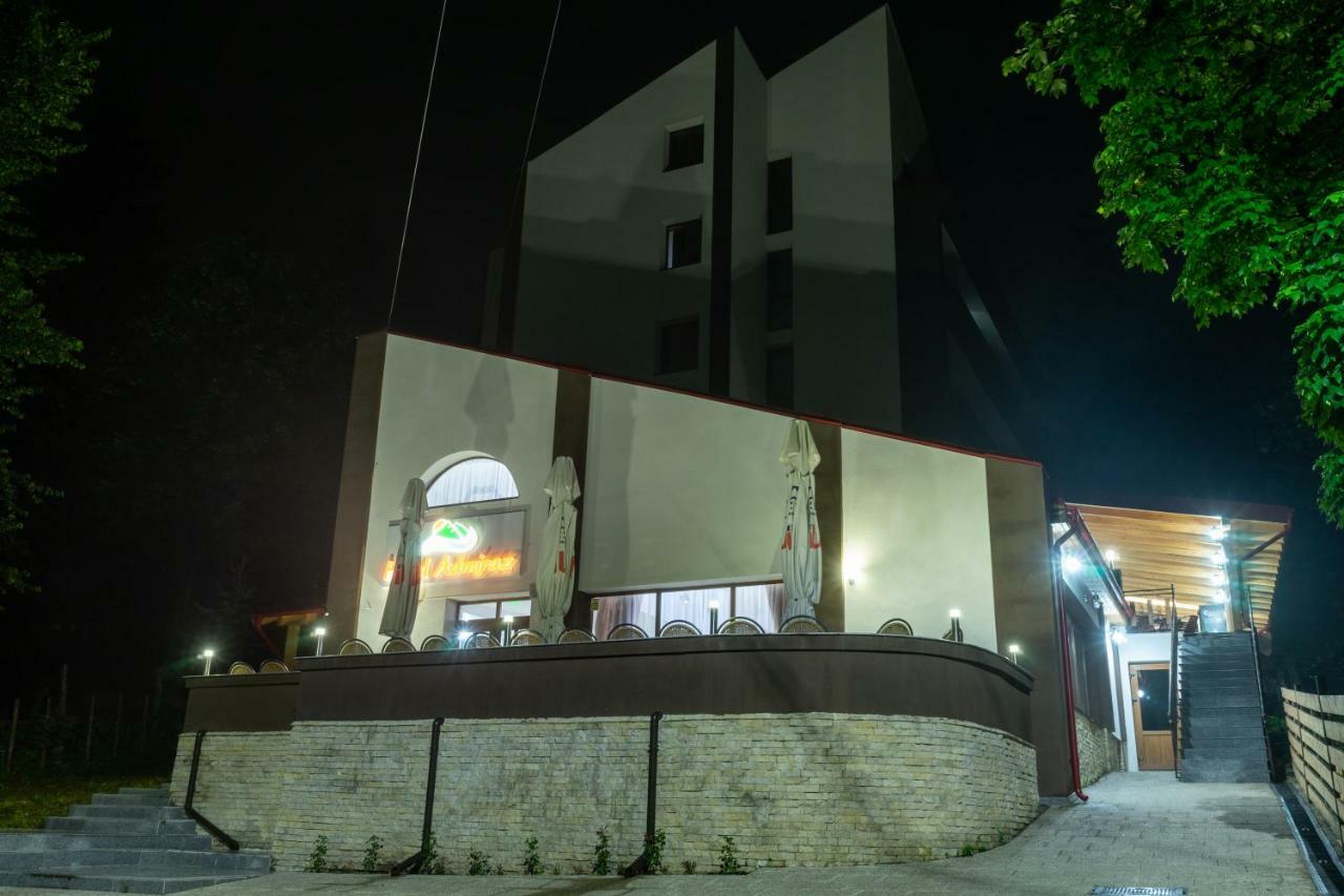 Pensiunea Admiraz Durau Luaran gambar